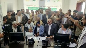 IMG_20250805_220013_905 عباد يدشن خدمة الشكاوى بصندوق ومشروع النظافة