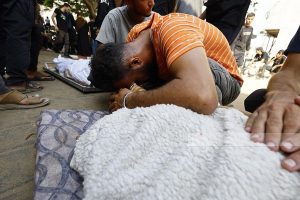 IMG_20250815_182242_663 9 شهداء بينهم 6 من منتظري المساعدات بنيران العدو الصهيوني بغزة