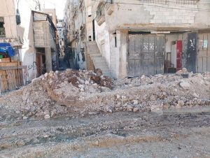 العدو الإسرائيلي يصعد من عدوانه على طولكرم ومخيميها بتعاون أجهزة السلطة الفلسطينية