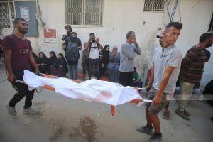 استشهاد 8 فلسطينيين بنيران صهيونية في قطاع غزة بينهم أطفال ومنتظرو مساعدات