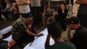 استشهاد 56 فلسطينياً بنيران وقصف العدو الصهيوني مناطق متفرقة من قطاع غزة منذ الفجر