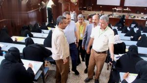 957  من حملة البكالوريوس والدبلوم يؤدون امتحان مزاولة المهنة في الحديدة