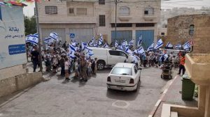 استفزازية مسيرة استفزازية لمستوطنين صهاينة جنوب الخليل