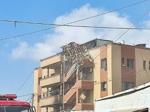 استهداف مستشفى اغتيال صحفي فلسطيني بطائرة مسيرة استهدفته داخل مستشفى ناصر بخانيونس