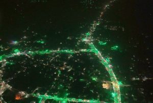 ذمار تزدان بالأخضر احتفاءً بذكرى المولد النبوي الشريف