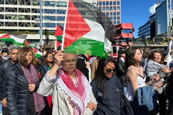 مظاهرة حاشدة في سان فرانسيسكو لمطالبة بإنهاء “الابادة في غزة”