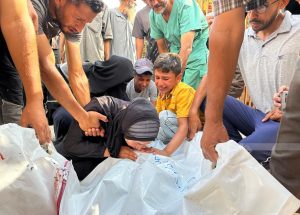 غزة01 استشهاد 3 مواطنين فلسطينيين في استهداف العدو وسط وجنوب قطاع غزة