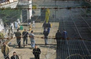 نادي الأسير الفلسطيني: جرائم القمع والتجويع وانتشار الأمراض تتصاعد في سجون العدو