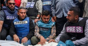 “حماية الصحفيين”: 15 شهيداً من الصحفيين الفلسطينيين بغزة في أغسطس