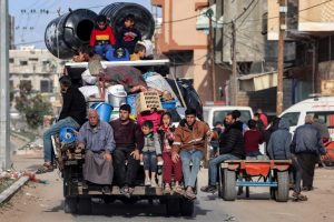 مسؤول أممي: أكثر من 82 ألف حالة نزوح خلال أسبوعين في غزة