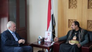 IMG_20250908_191501_220 ممثل اليونيسف باليمن يقدّم واجب العزاء في استهداف رئيس الحكومة ورفاقه