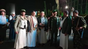 بادر يطلّع على تجهيزات الكهرباء والمياه في ساحتي السبعين والحربية