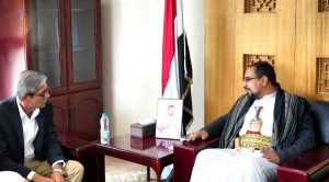 ممثل منظمة الإغاثة الإسلامية يقدم واجب العزاء في استهداف رئيس الوزراء ورفاقه