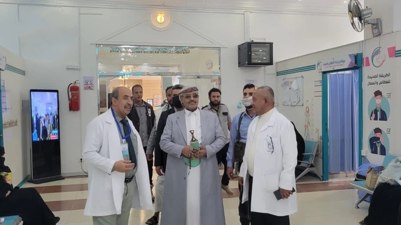 السامعي يؤكد أهمية تشجيع المشاريع الطبية العملاقة لخدمة ورعاية المرضى