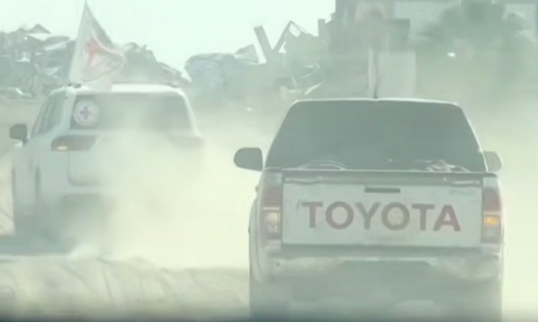 “القسام” تنشر مشاهد لانتشال جثة ضابط صهيوني في رفح