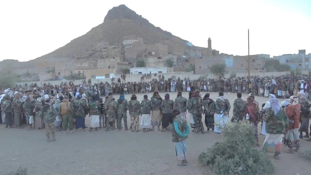 البيضاء.. وساطة قبلية تنهي قضية اقتتال بين أسرتين من بني زياد برداع