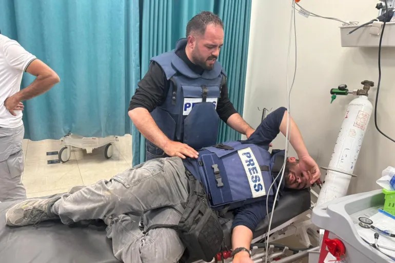 57 انتهاكًا للعدو الإسرائيلي بحق الصحفيين الفلسطينيين خلال نوفمبر