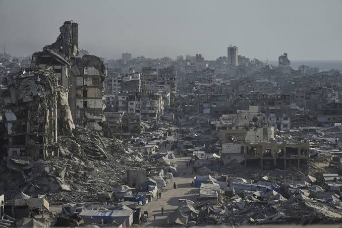 خبير: خروقات العدو الإسرائيلي في غزة تتجاوز القتل المباشر إلى جرائم ممنهجة ضد الإنسانية