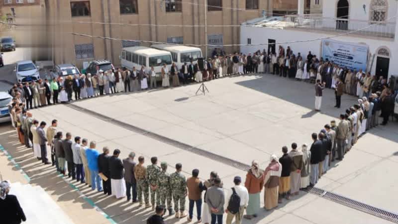 الخدمة المدنية تنظم وقفة تنديدا بجريمة الإساءة الأمريكية للقرآن الكريم