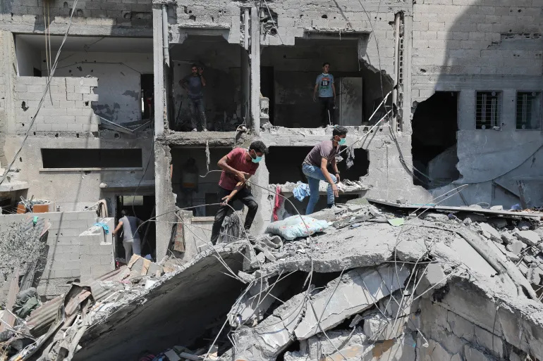 بلدية غزة: عمليات الإنقاذ توقفت بسبب نقص الوقود