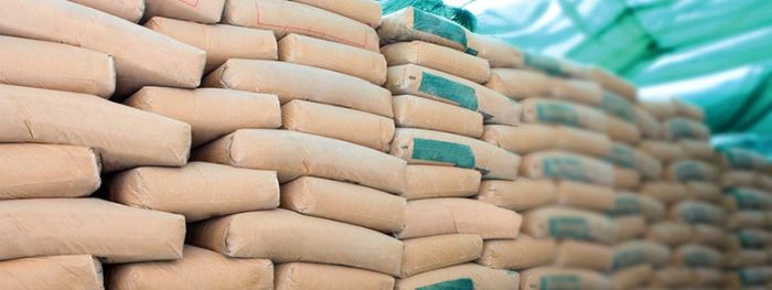 صنعاء تحسم الجدل بشأن شائعات رفع الرسوم على الإسمنت المستورد (بيان)