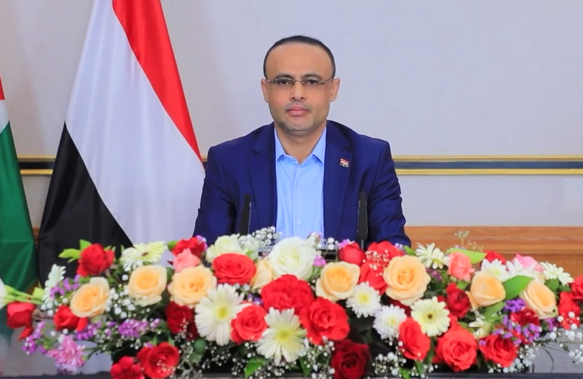 كلمة الرئيس المشاط بمناسبة اليوم الوطني للصمود عند الساعة الثامنة مساء