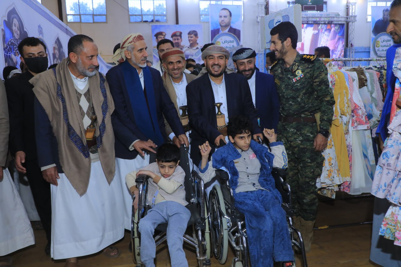 مستهدفاً 75 ألف مستفيد.. العلامة مفتاح يدشن معرض الشهيد الصماد الثامن لهيئة الزكاة لكسوة الفقراء بأمانة العاصمة