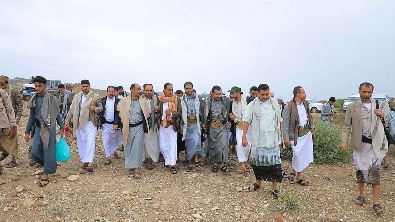 وفود من محافظة إب تتفقد أحوال المرابطين في جبهات تعز والضالع