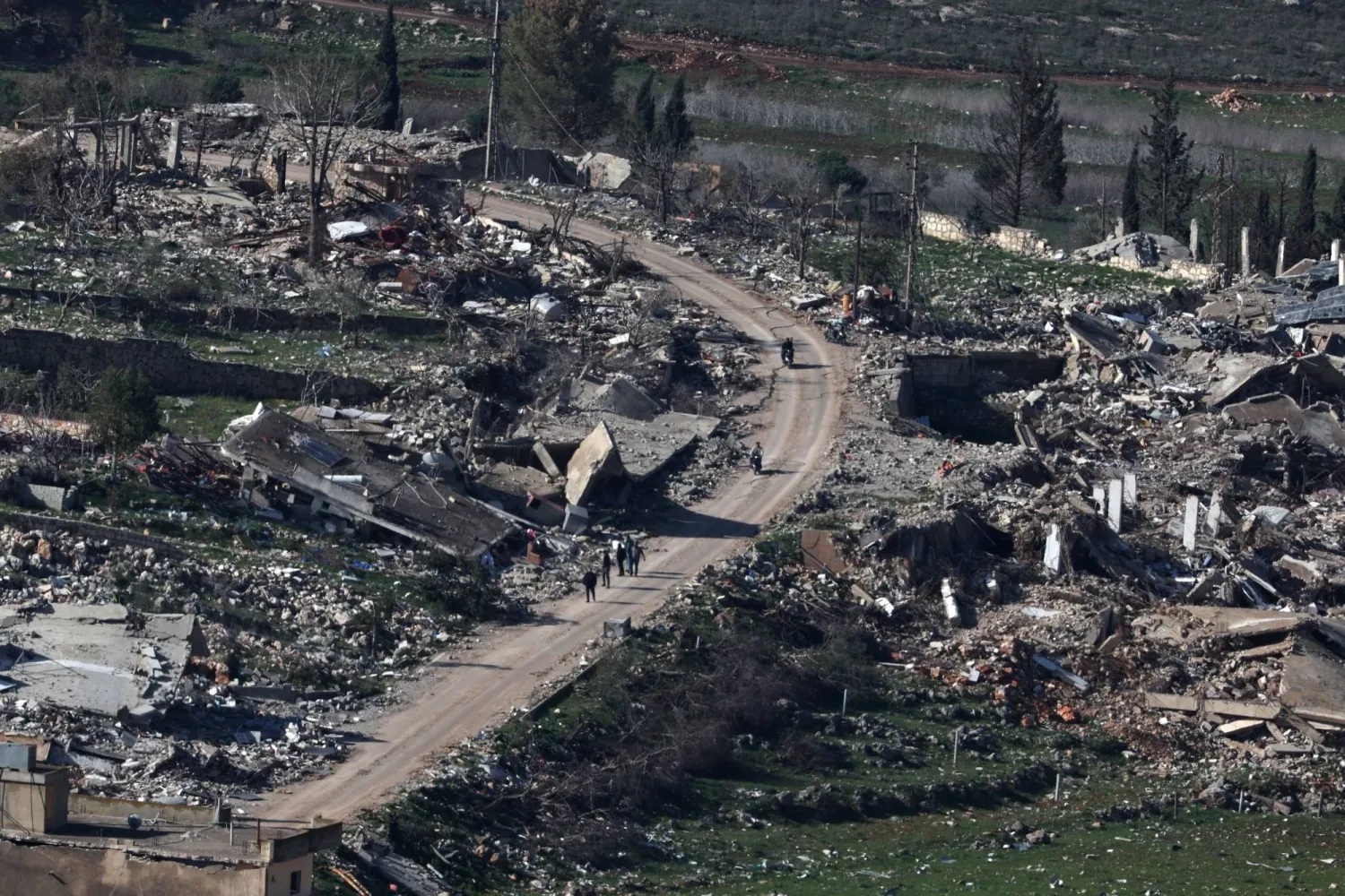 لإفراغ قرى واحتلالها..”إسرائيل” تُخطط لإحياء “الشريط الأمني” جنوب لبنان