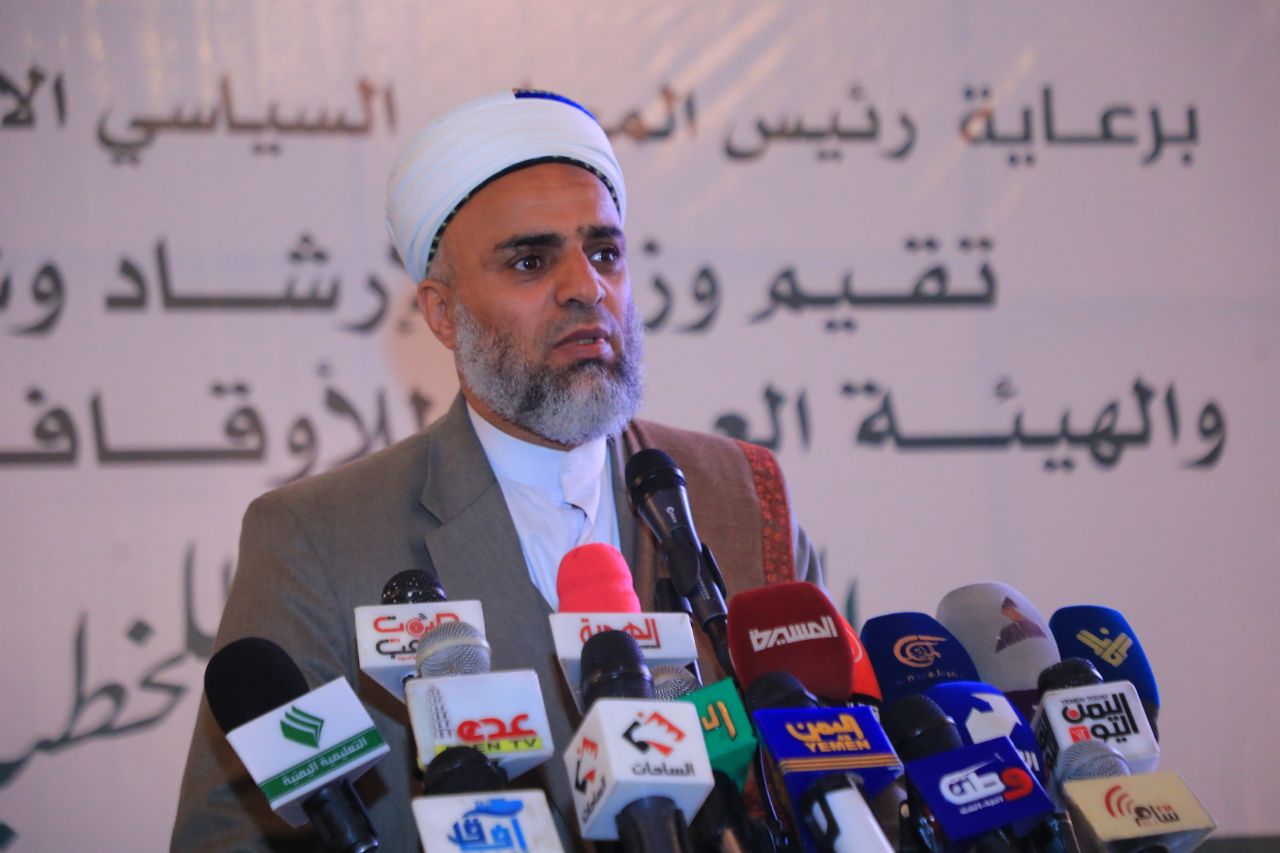 مفتي الديار اليمنية: صمت الأمة تجاه إغلاق الأقصى “جريمة” وتواطؤ مع العدو