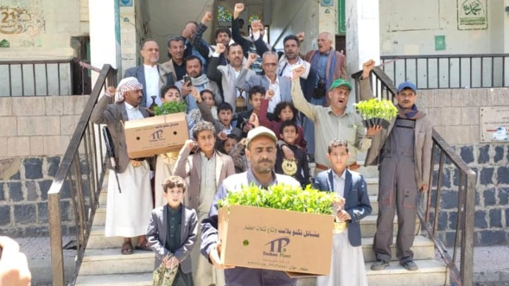 بمشاركة طلابية واسعة.. تدشين أنشطة زراعية وتوعوية بمدرسة الشهيد القائد الصيفية في مديرية معين