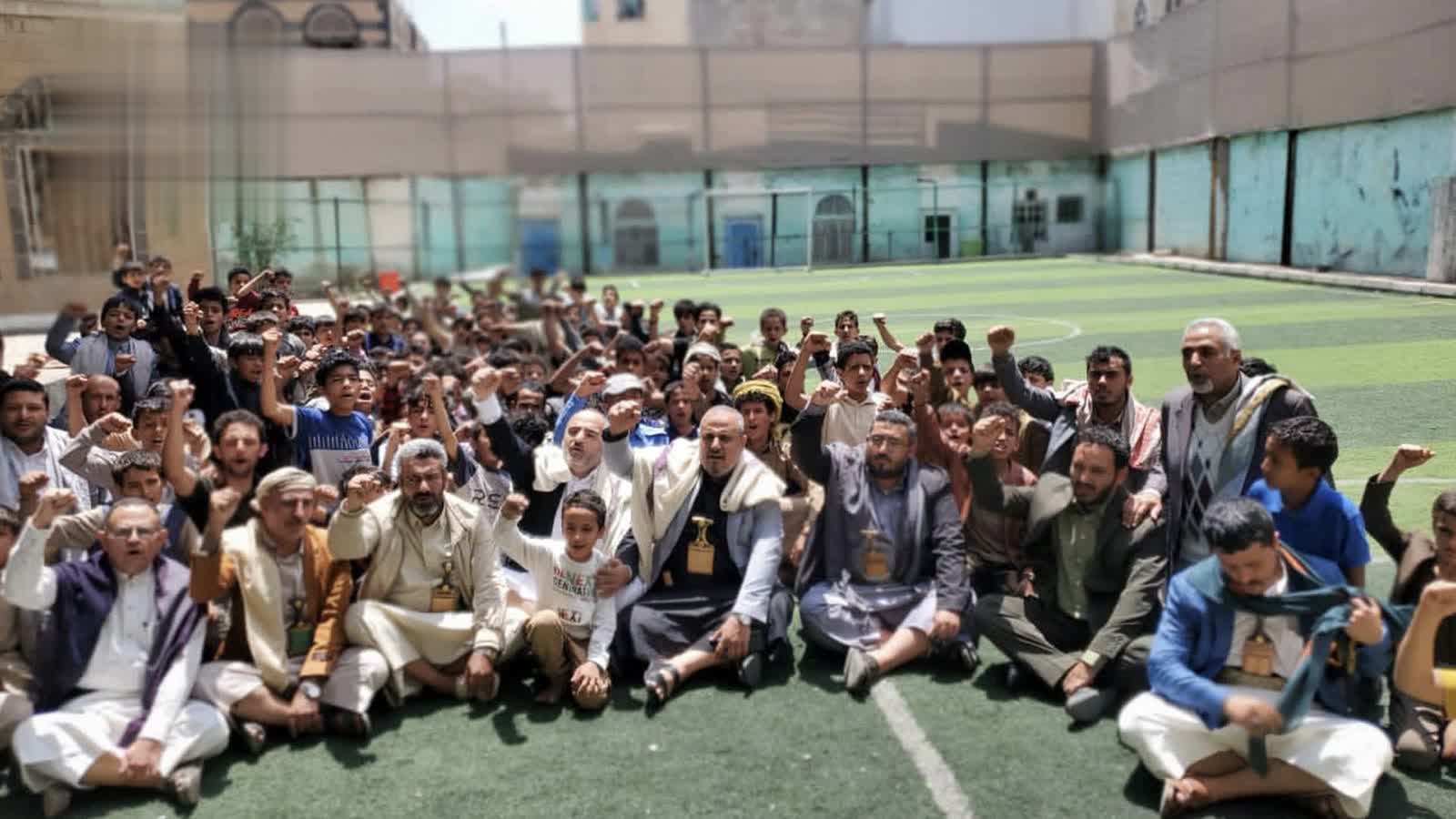 قيادات الخدمة المدنية تزور المراكز الصيفية في مديرية التحرير بالعاصمة