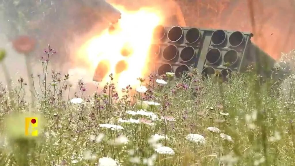 المقاومة اللبنانية تستهدف مدفعاً وتُسقط مسيّرة صهيونية في جنوب لبنان