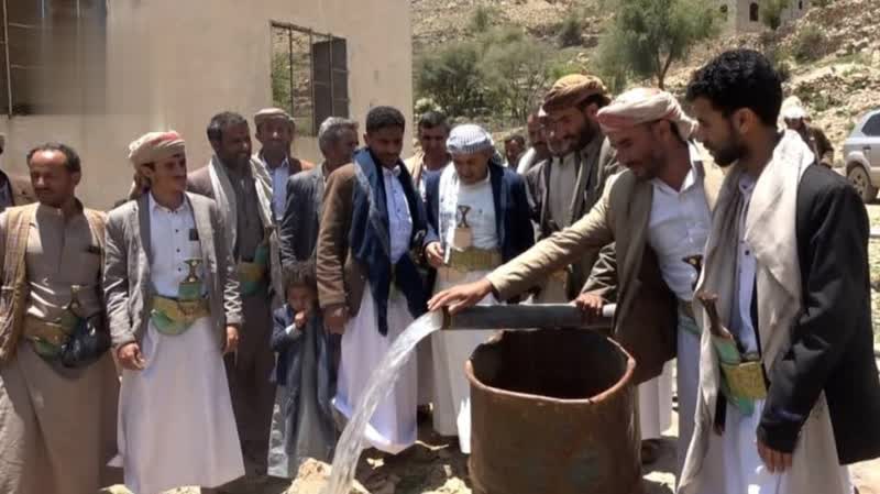تفقد مشروع مياه في جبل يزيد بعمران