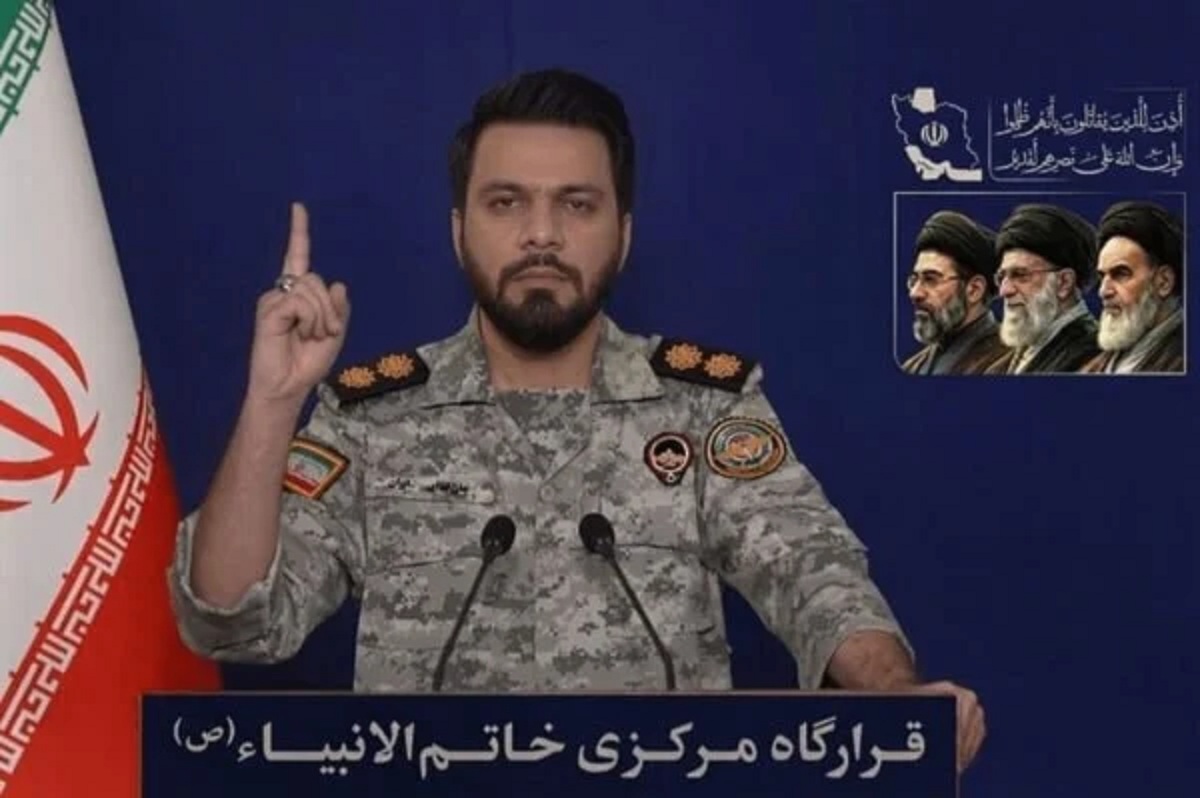 “مقر خاتم الأنبياء”: واشنطن اعتدت على سفينة إيرانية في بحر عمان وسنرد قريباً