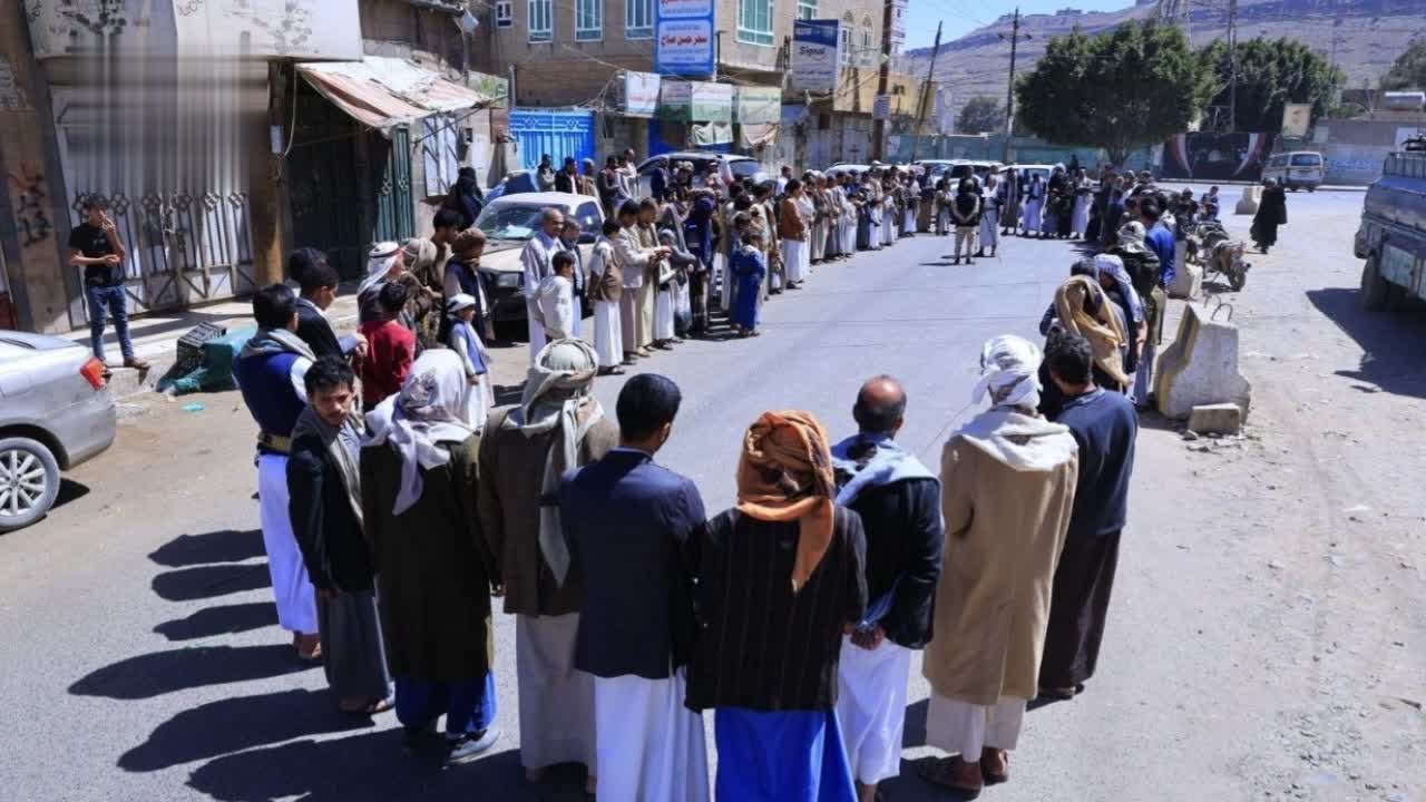 أمانة العاصمة تشهد وقفات حاشدة غضباً للقرآن والمقدسات ونصرةً لغزة وفلسطين