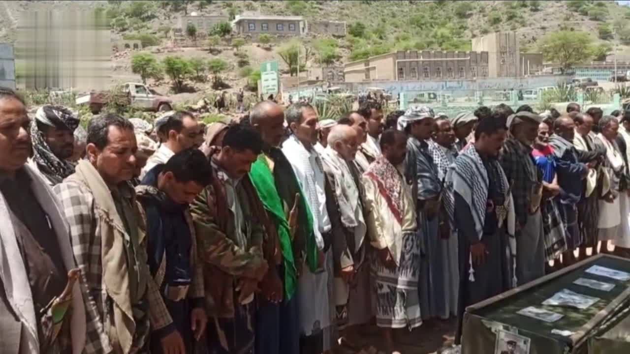 تشييع جثامين عدد من الشهداء في الحشاء بالضالع