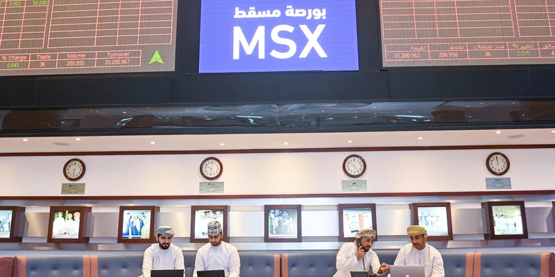 بورصة مسقط تكسر حاجز التراجعات وتستعيد زخمها بمكاسب قوية في السيولة والأسعار