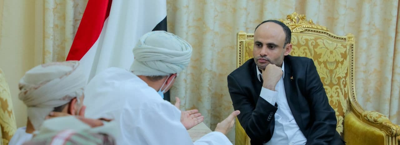 مسقط تقود وساطة جديدة لتطويق التصعّيد بين صنعاء والرياض