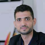 حبرُ الرياض المتطاير.. وصخرةُ صنعاء الصمّاء!