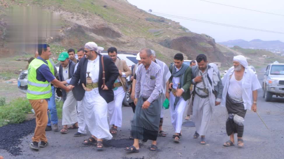 الاطلاع على سير أعمال الصيانة الإسعافية لطريق “القاعدة – تعز”