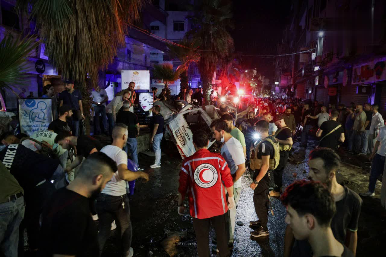 قتيلان و14 جريحاً بانفجار حافلة ركاب في ريف دمشق