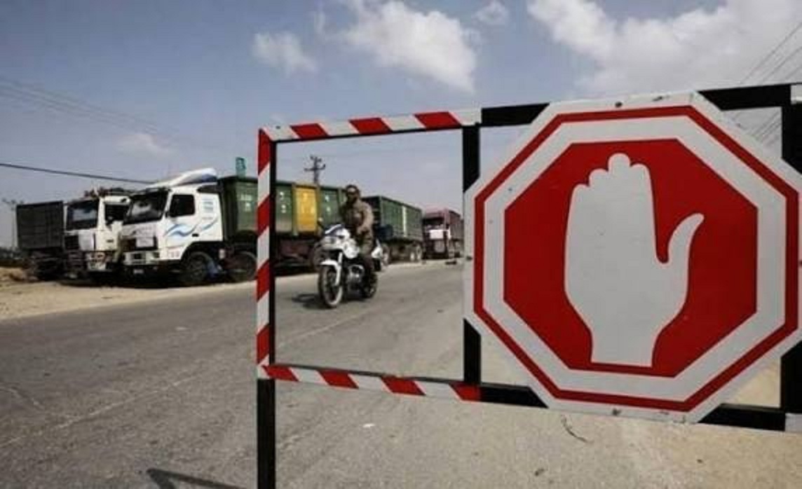 الاحتلال يُغلق معبري رفح وكرم أبو سالم بحجة الأعياد اليهودية