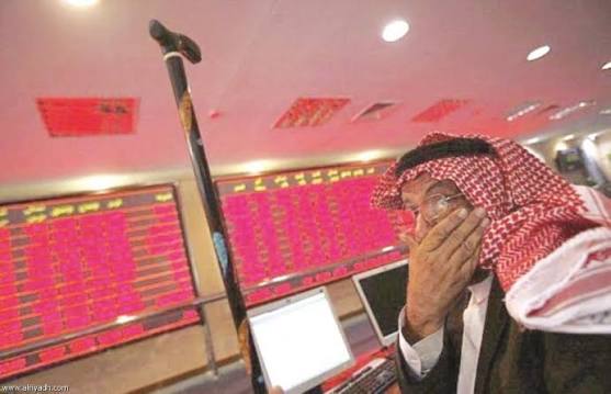 «الثلاثاء الأسود» يفضح هشاشة الاقتصاد السعودي.. خبير اقتصادي يكشف خفايا وأسباب انهيار البورصة