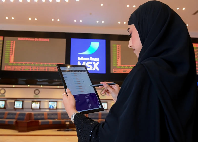 مؤشر بورصة مسقط “30” يسجل ارتفاعاً قوياً بنسبة 1.04% ليغلق عند مستوى 7677.90 نقطة